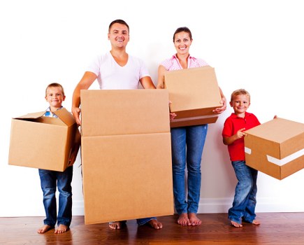 Moving boxes and furniture in Homerton removal service