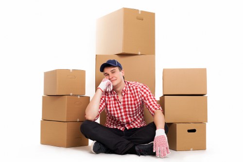 Homerton residents using flexible mobile storage during a move